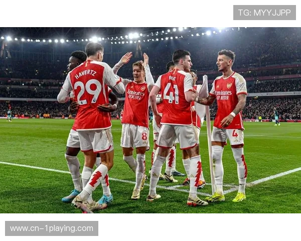 传奇球星亚当斯：从草根到世界足球巅峰的传奇之路