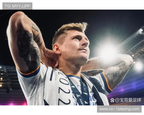 足球史上最感人的球星故事：从艰难岁月到辉煌时刻的无畏坚守与无私奉献